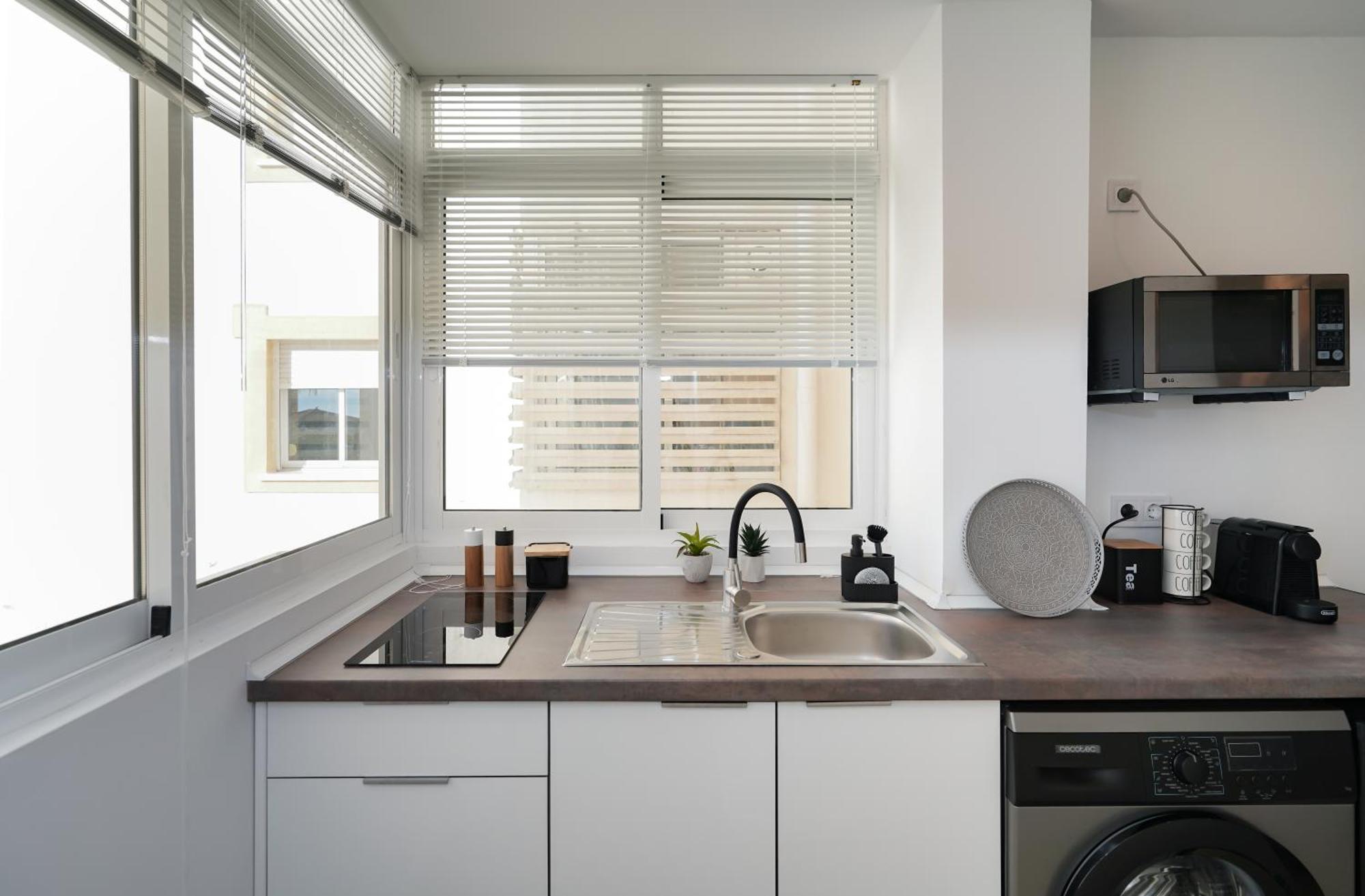 Nomad Malaga - Chic Apartament Center Торемолинос Екстериор снимка